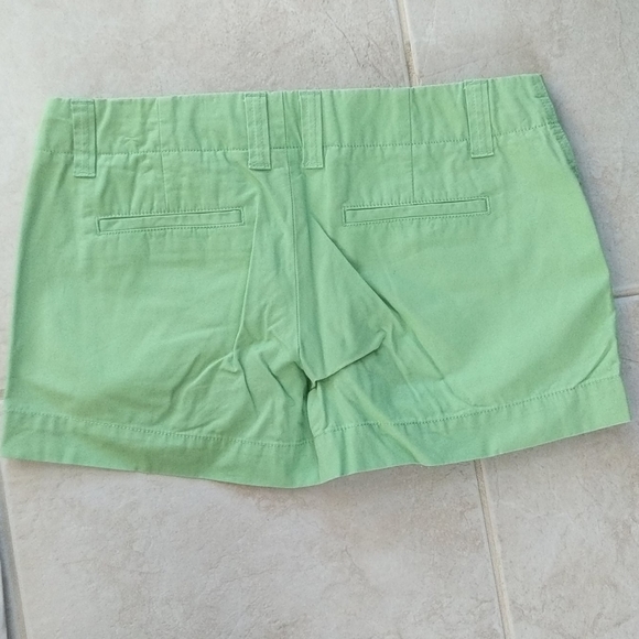 Gap size 8 khaki capris and lime green shorts - Picture 4 of 8